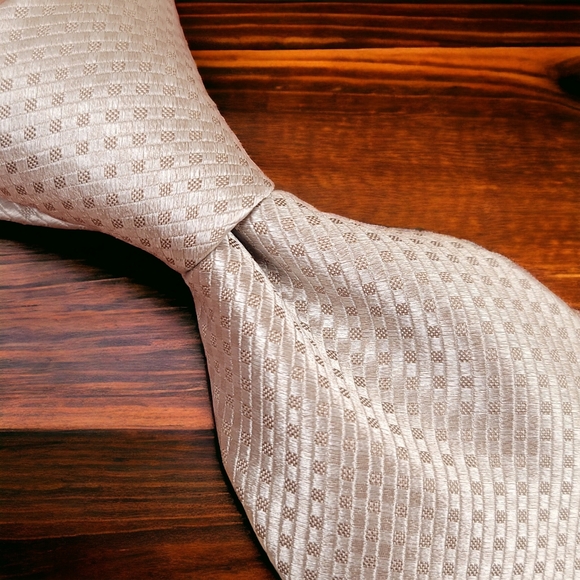 Michael Kors Collection Other - MICHAEL KORS - Silk Neck Tie, 100% Silk, Champagne Necktie, Grenadine Pattern